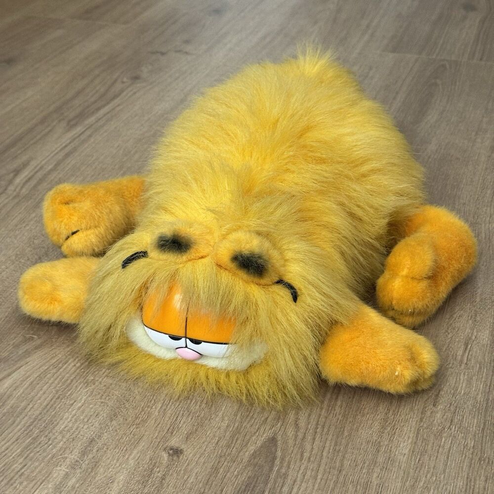 Vintage 80s Dakin GARFIELD 17” Plush Cat Cartoon Fur Fluffy Blow Dried 1981
